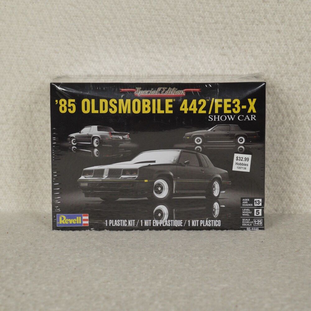 Revell '85 Oldsmobile 442/FE3-X Show Car Plastic Model Kit 85-4446 2022 Sealed